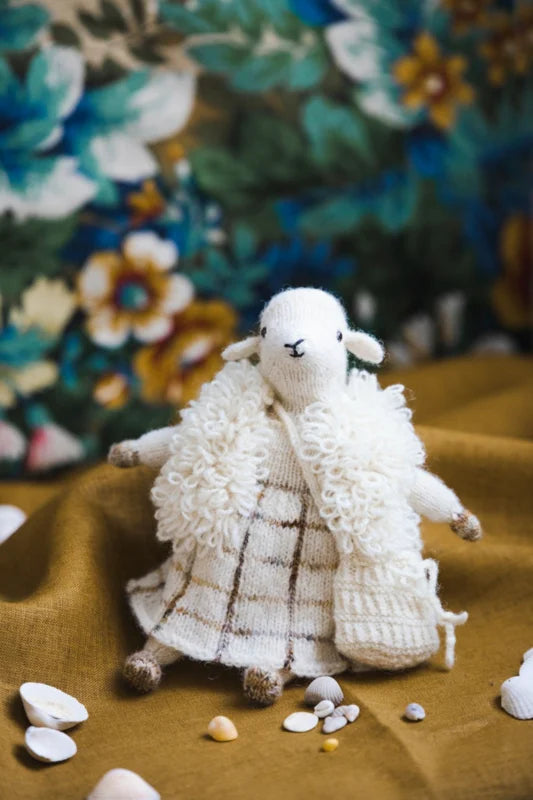 Mouche & Friends - Seamless Toys to Knit and Love